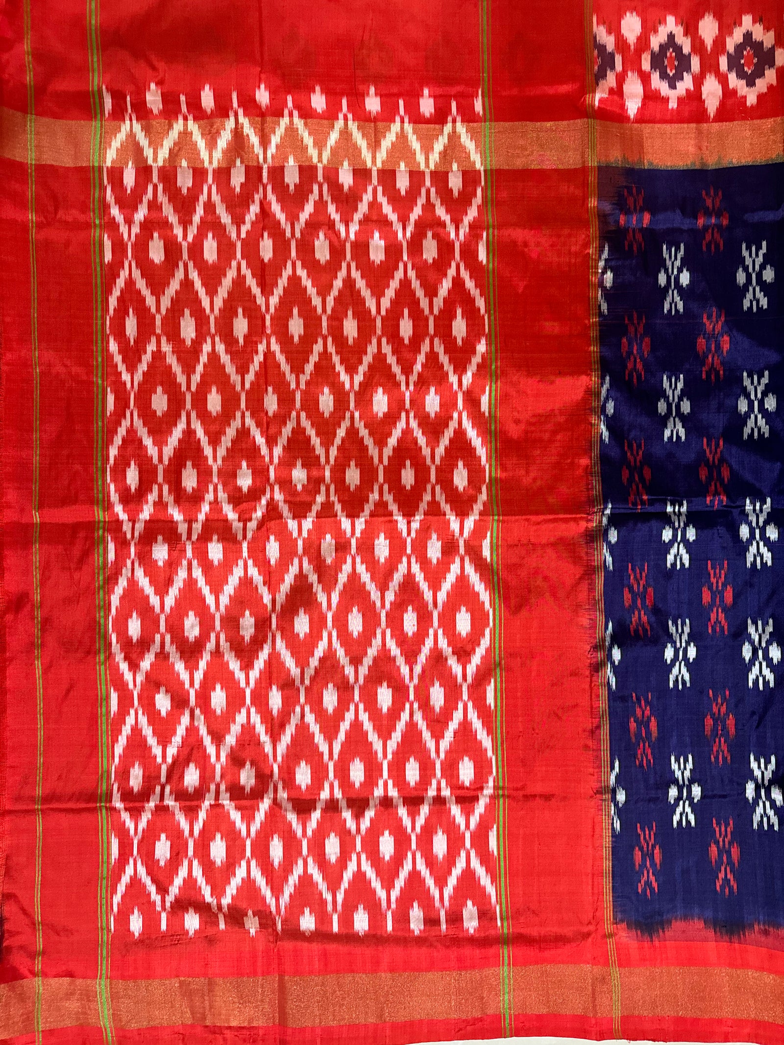 Pochampally Pure Silk Saree Navy Blue and Red in Ikkat pattern design with blouse piece