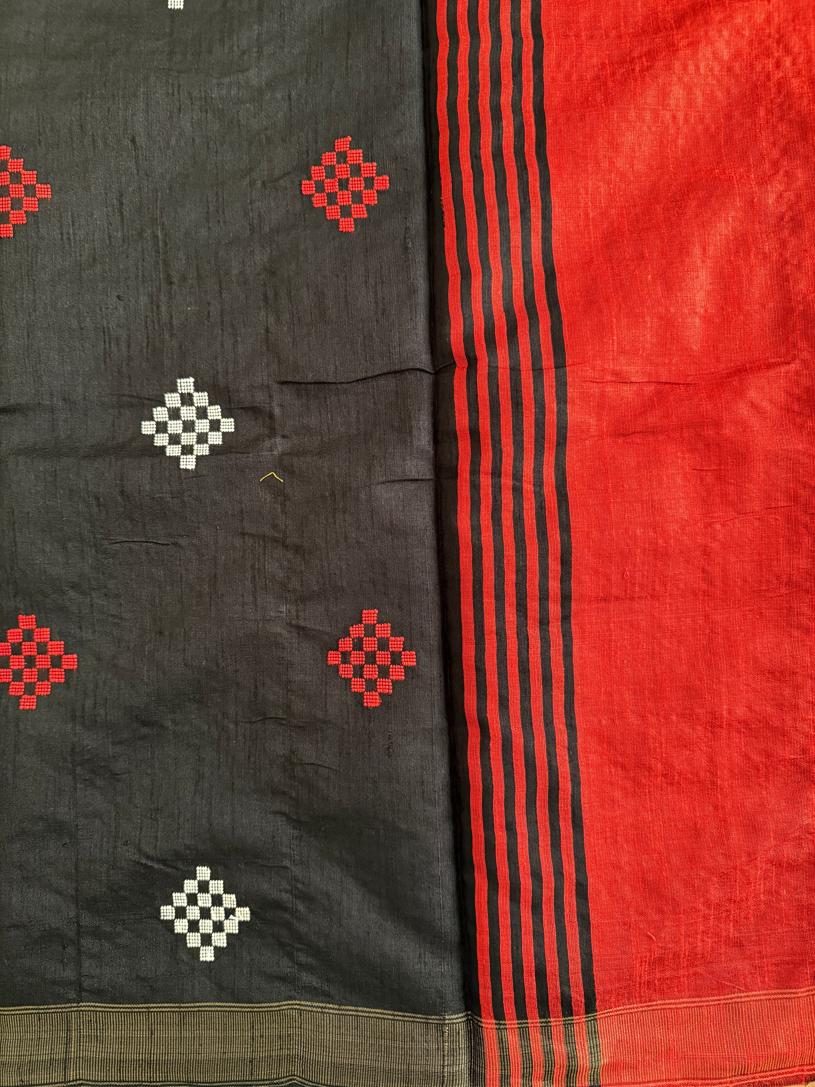 Red & Black Raw Silk Handloom Saree With Square Pattern Border